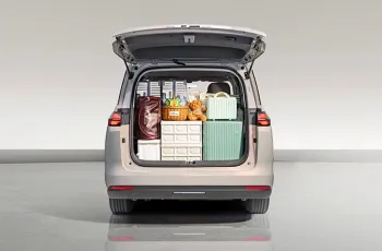 WULING STARLIGHT MPV-VAN EV เปิดตัว Motor Expo 2025