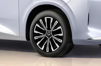 WULING STARLIGHT MPV-VAN EV เปิดตัว Motor Expo 2025