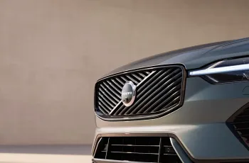 Volvo เตรียมเปิดตัว The Refreshed XC60 Recharge 