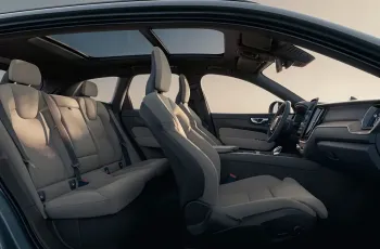 Volvo เตรียมเปิดตัว The Refreshed XC60 Recharge 