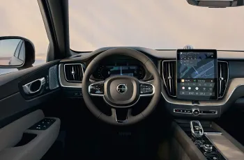 Volvo เตรียมเปิดตัว The Refreshed XC60 Recharge 