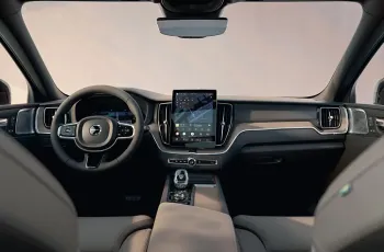 Volvo เตรียมเปิดตัว The Refreshed XC60 Recharge 