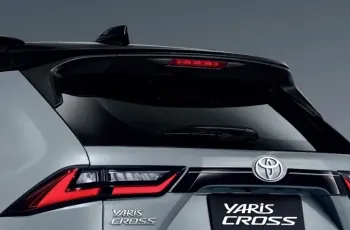 Toyota Yaris Cross NIGHTSHADE 2025