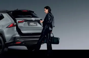 Toyota Yaris Cross NIGHTSHADE 2025