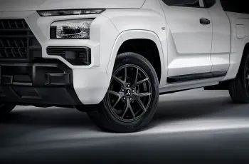 Mitsubishi Triton Street 2026