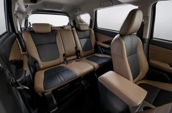  Xpander Cross HEV 2026