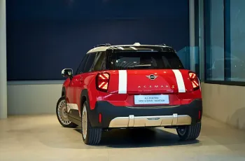 MINI Aceman SE Hightrim Aspen White Collection