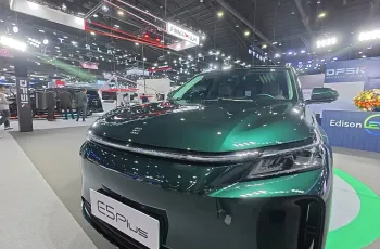 DFSK E5 Plus เอสยูวีปลั๊กอินไฮบริด 7 ที่นั่ง เริ่มต้น 7.99 แสนบาท