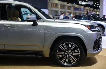 เปิดตัว Lexus LX 500D