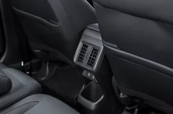 Honda HR-V e:HEV HuNT 2025