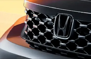 Honda City e:HEV THE BLACK OUTSHINE 2025