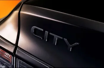 Honda City e:HEV THE BLACK OUTSHINE 2025