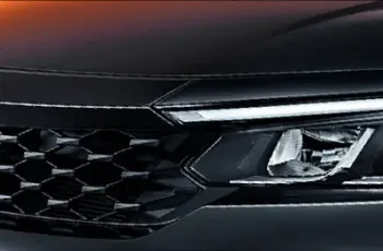 Honda City e:HEV THE BLACK OUTSHINE 2025