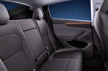 tesla-model-y-lr-03-e2c8