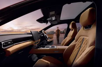 87-br-mazda6e-photo-p12-p13-01-b258