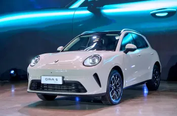 02-ora-5-global-debut-15-1dd8