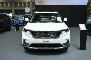 the-kia-carnival-diesel-sxl-11-seats-03-50e6