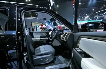 eterron9-interior-sideway-a69d