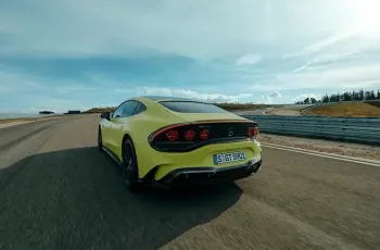 mercedes-amg-gt-4-door-coupe-1-ca0e