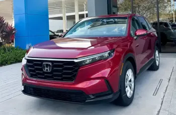 Honda CR-V ขึ้นแท่นรถขายดีที่สุดในสหรัฐฯ เป็นครั้งแรก