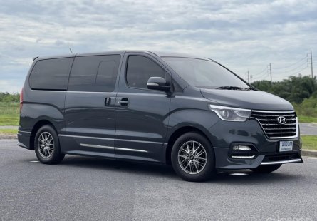 2022 Hyundai H-1 2.5 Elite รถตู้/VAN  มือสอง คุณภาพดี ราคาถูก วิ่ง 43,000 กม 