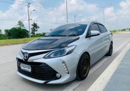 2020 Toyota VIOS 1.5 Mid รถเก๋ง 4 ประตู 