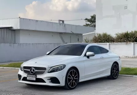 2020 Mercedes-Benz C200 coupe AMG Dynamic 