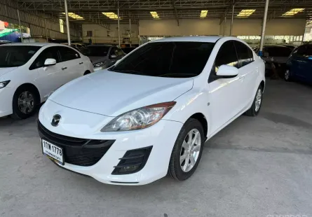 Mazda3 1.6i 4 ประตู ปี 2013 สีขาว