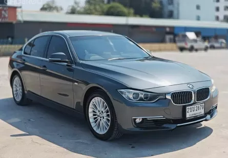 รถบ้านฝากขาย BMW​ 320i(F30) Luxury ปี2015 ไมล์ 118,xxxโล