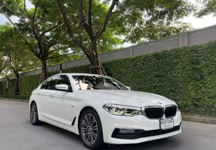 2017 BMW 520d 2.0 Sport รถเก๋ง 4 ประตู รถสวย ไมล์แท้ ประวัติดี เจ้าของขายเอง 