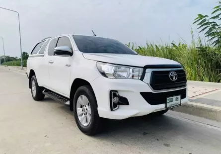 2018 Toyota Hilux Revo 2.4 E 4WD รถกระบะ รถสภาพดี มีประกัน