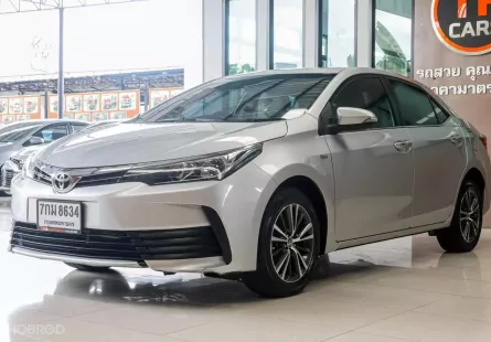 2018 Toyota Corolla Altis รถเก๋ง 4 ประตู ผ่อน 6,xxx.-  รถใช้งานน้อย สีเงินสวยเงางาม รถสวยเดิมสภาพดี