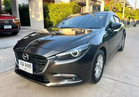 2018 Mazda 3 2.0 C รถเก๋ง 4 ประตู 