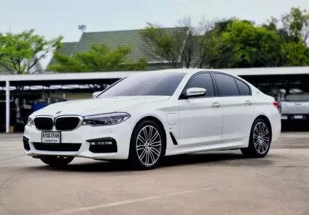 2019 BMW 530e 2.0 M Sport รถเก๋ง 4 ประตู รถบ้านแท้ ไมล์น้อย มือเดียวเจ้าของขายเอง 