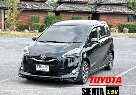 รถครอบครัว Toyota Sienta 1.5 V ไมล์น้อย ประตูสไลด์ไฟฟ้า