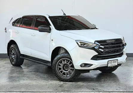 2022 Isuzu MU-X 1.9 Active SUV  ออกห้างป้ายแดง รถเข้าเช็คศูนย์ตลอดตรวจสอบประวัติได้ 