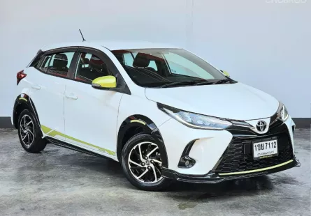 2021 Toyota YARIS 1.2 Sport รถเก๋ง 5 ประตู ออกรถ 0 บาท ไมล์น้อย 3 หมื่นโลแท้ ฟรีดาวน์