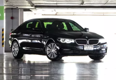 2017 BMW 520d 2.0 Sport รถเก๋ง 4 ประตู ออกรถง่าย รถสวยไมล์แท้ 