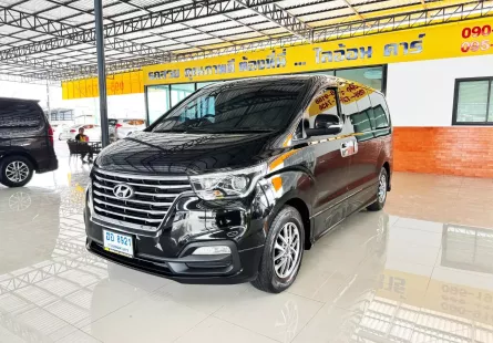 2019 Hyundai H-1 2.5 Deluxe รถตู้/MPV รถบ้านมือเดียว