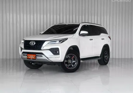 2021 Toyota Fortuner 2.4 V SUV 
