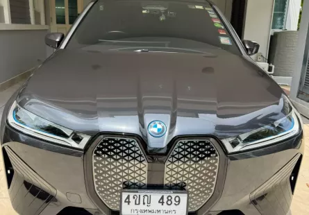 2023 BMW iX xDrive40 M sport SUV รถบ้านมือเดียว