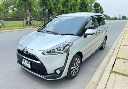 2018 Toyota Sienta 1.5 V mpv  รถบ้านแท้