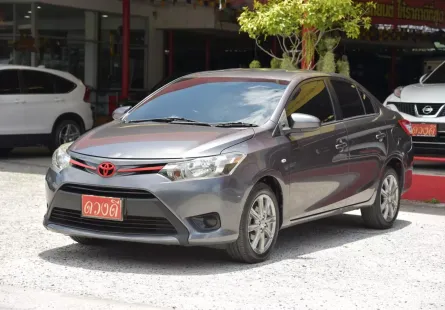 2013 Toyota VIOS 1.5 E รถเก๋ง 4 ประตู 