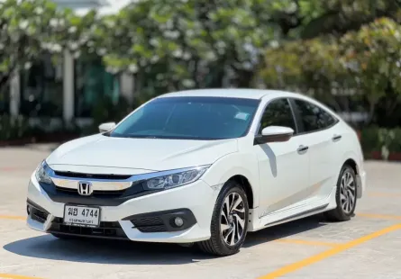 ขาย รถมือสอง 2017 Honda CIVIC 1.8 EL i-VTEC รถเก๋ง 4 ประตู 