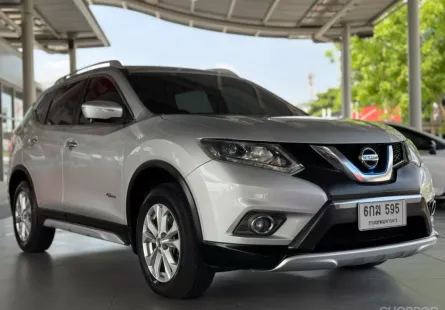 2017 Nissan X-Trail 2.0 V Hybrid 4WD SUV รถดีมีประกันชัวร์