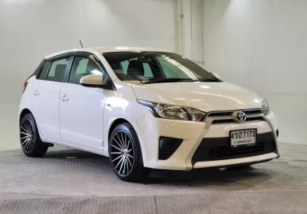 2017 Toyota YARIS 1.2 E รถเก๋ง 5 ประตู 
