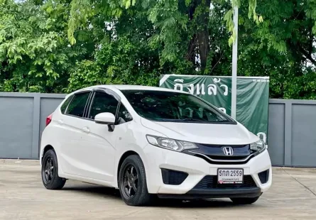 2016 Honda JAZZ 1.5 V i-VTEC รถเก๋ง 5 ประตู ฟรีดาว์น