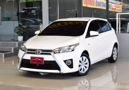 Toyota YARIS 1.2 E ปี 2015 รถบ้านมือเดียว ใช้น้อยมากเข้าศูนย์ตลอด ไม่เคยติดแก๊ส สวยเดิม ฟรีดาวน์