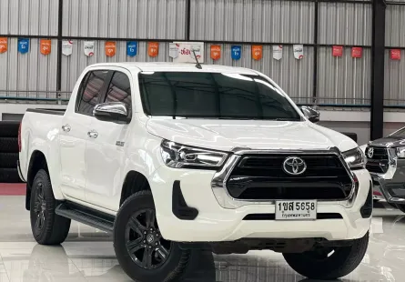 2021 Toyota Hilux Revo 2.4 Prerunner Entry เกียร์ออโต้ รถกระบะ ดาวน์ 0%