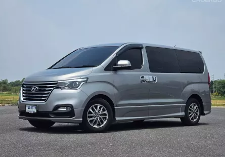 2019 Hyundai H-1 2.5 Deluxe รถตู้/van เบาะ VIP ไมล์ต่ำ 72,000 กม